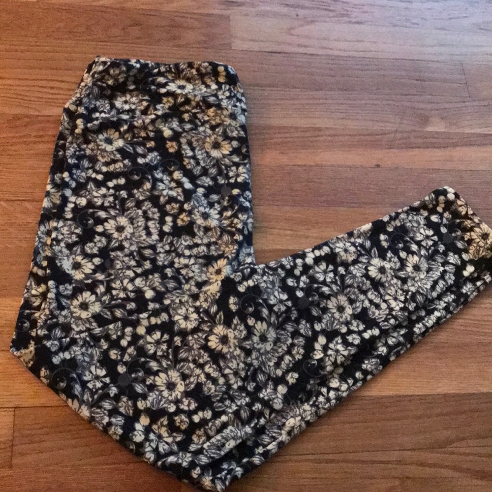 TC LuLaRoe Leggings